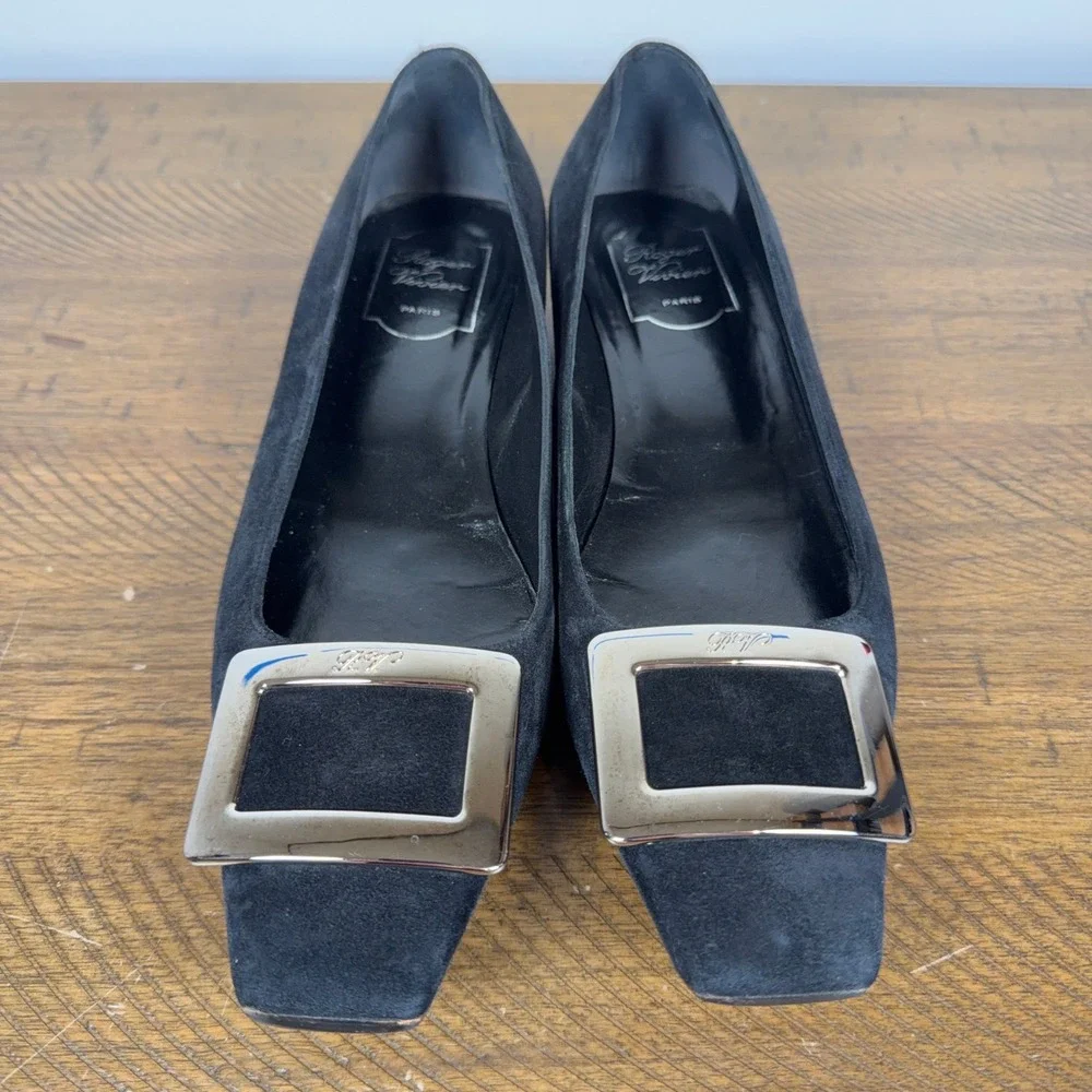 Roger Vivier Pumps Womens 39.5 Black Suede Belle Vivier Buckle Low Heel Shoes